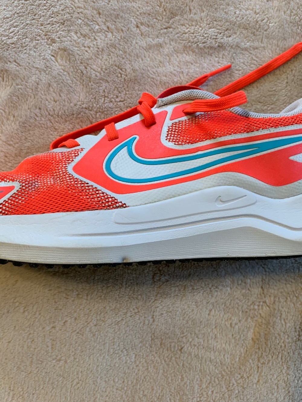Nike Cosmic Runner GS Youth 6Y Bright Crimson Orange Running Shoes HM4402-600